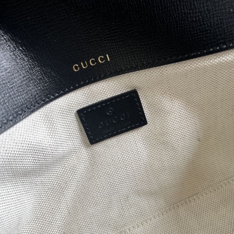 Gvc*1 horsebit bags